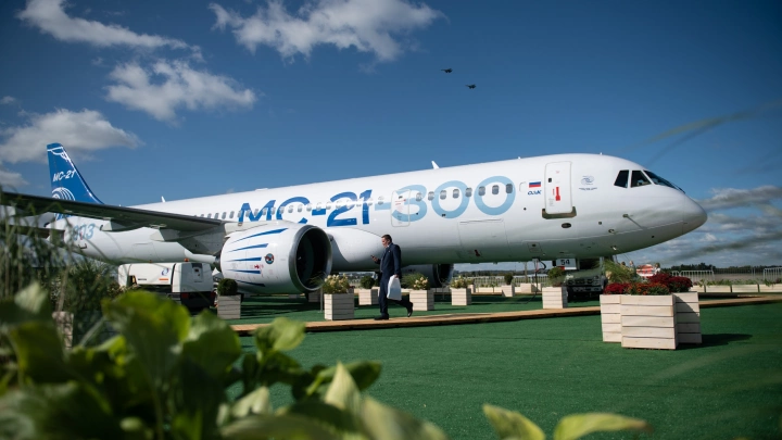 100 млрд рублей выделит Правительство РФ на поддержку авиаотрасли