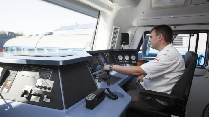 Железнодорожная отрасль к 2024 году может перейти на российскую технику