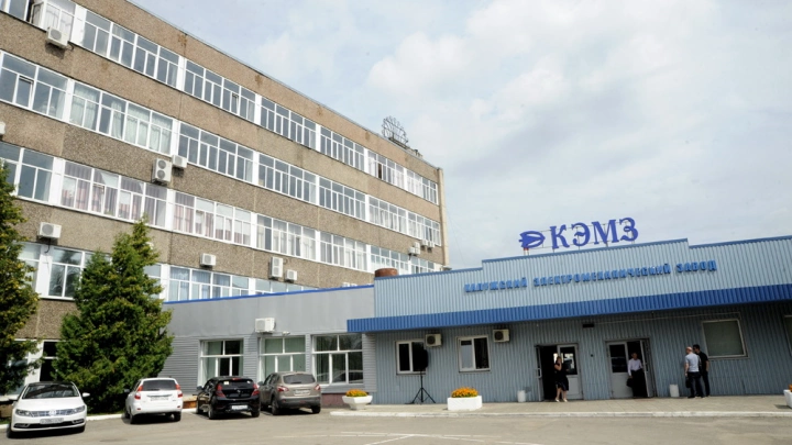 Ростех открыл новое производство мобильных комплексов связи и управления