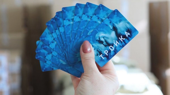 19 млн карт «Тройка» с российским чипом будет выпущено заводом «Микрон» до 2027 года