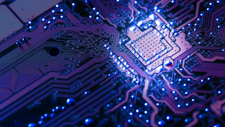 В России будет создан дизайн-центра микроэлектроники полного цикла