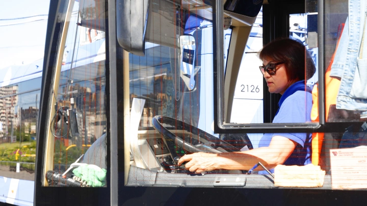 Искусственный интеллект будет контролировать водителей трамваев в Санкт-Петербурге на 10 маршрутах