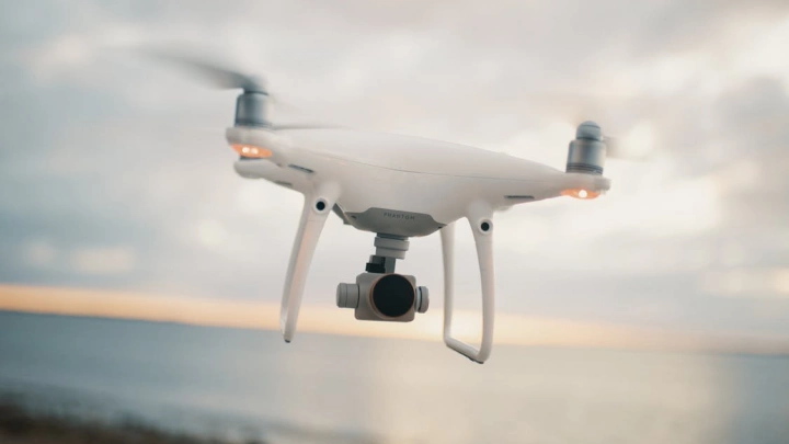 Для новой беспилотной авиакомпании закупят 400 дронов