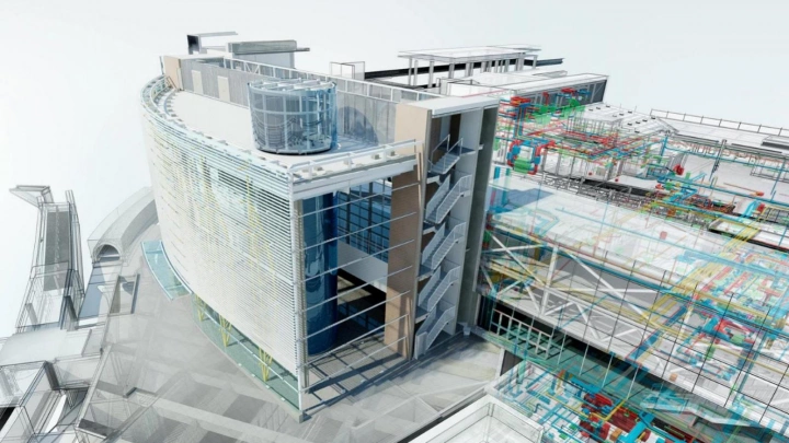 В Петербурге на электронную документацию перешли два застройщика