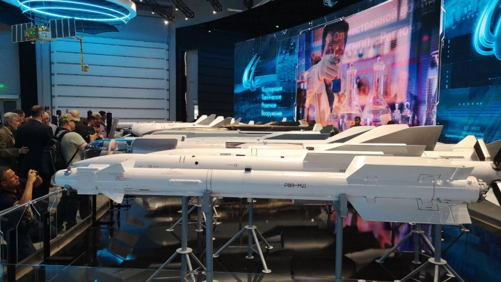 Сергей Чемезов сообщил на форуме «Армия-2022» о получении иностранных заказов Рособоронэкспортом на 1 триллион рублей