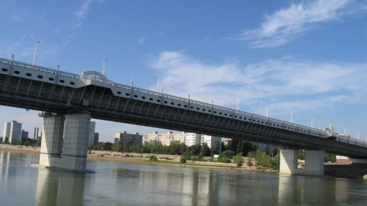 13 млн рублей выделят на охрану метромоста в Омске