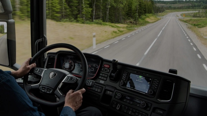 Правительство продлило отмену весогабаритного контроля для перевозчиков товаров первой необходимости