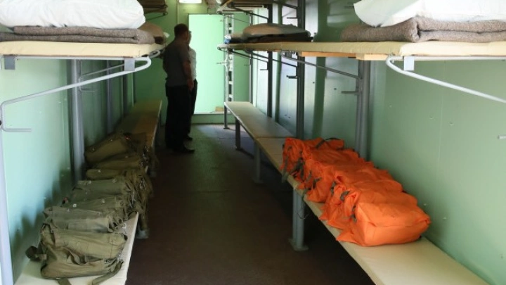 1 декабря 2022 году вступил в силу ГОСТ «Безопасность в чрезвычайных ситуациях. Стационарные пункты временного размещения населения. Общие требования. Приемка в эксплуатацию»