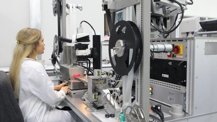 В Москве при поддержке Микрона растет первое поколение native RISC-V разработчиков: микроэлектроника со школьной скамьи