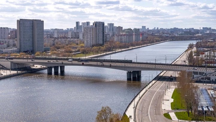 В Москве Нагатинский мост оборудуют системами безопасности