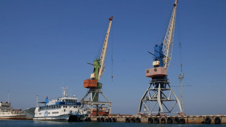 1,2 млн рублей потратят на разработку проекта по оснащению видеонаблюдением причалов морского транспорта Севастополя