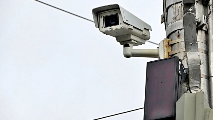 80 комплексов фотовидеофиксации нарушений ПДД установят в Санкт-Петербурге  в 2023 году