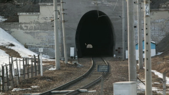 Внесены изменения в правила эксплуатации расположенных на железнодорожных путях мостов и тоннелей