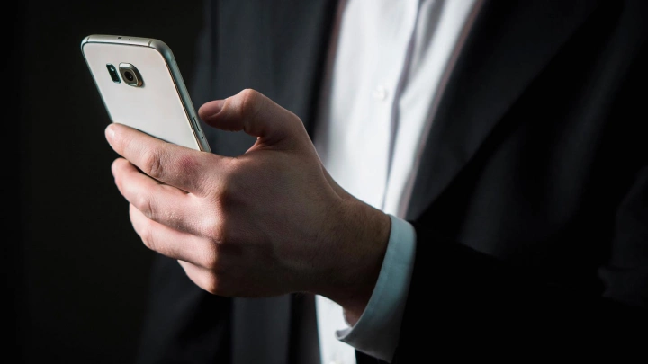 Законопроект о штрафах за передачу финансовой информации через иностранные мессенджеры принят в первом чтении