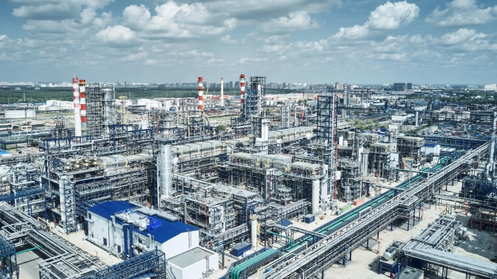 Ростехнадзор разработал федеральные правила безопасности для нефтегазоперерабатывающих производств