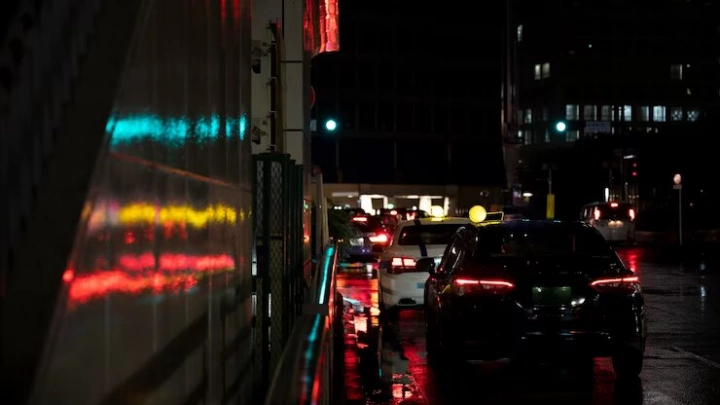 В России введут штрафы за нарушение транспортными средствами тишины в ночное время