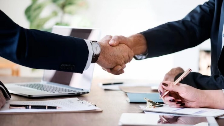 Группа «Рексофт» приобрела 100% правообладателя EPAM Systems Inc в России - RNT Group