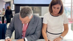 На полях форума «Армия 2023» Минпромторг России и Ассоциация КП ПОО подписали соглашение о сотрудничестве