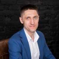 Денис Белов