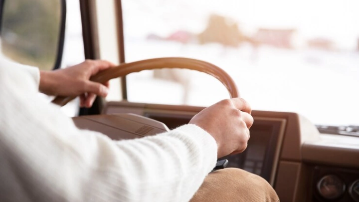 Росстандарт опубликовал ГОСТ Р 70885-2023 по использованию алгоритмов ИИ для распознавания состояний и действий водителя