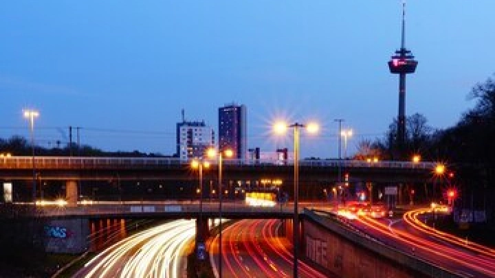 Объекты автодорожной инфраструктуры Новосибирска оснастят системой видеонаблюдения и оповещения