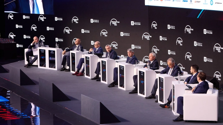 Будущее российской авиаотрасли обсудили в рамках «Транспортной недели»