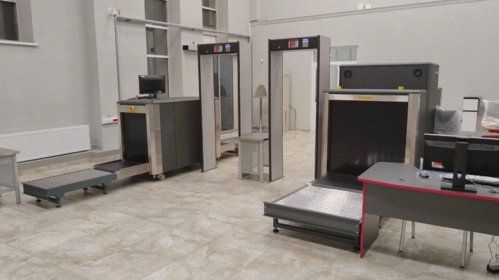 Пункт пропуска через госграницу в аэропорту Кызыла оснастили  системами транспортной безопасности