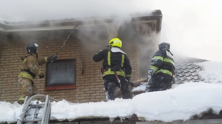 Журнал RUБЕЖ поздравляет спасателей с профессиональным праздником!