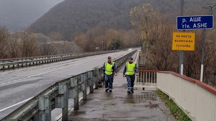 Краснодарский филиал ведомственной охраны Минтранса России взял под защиту два моста в Туапсе