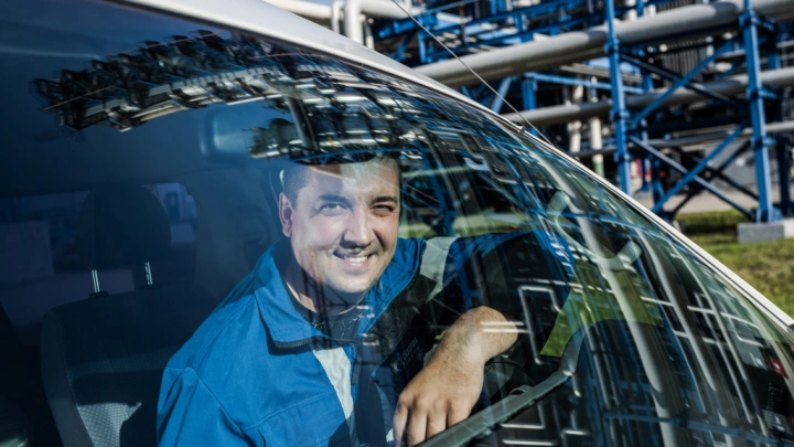 Умные видеокамеры следят за безопасностью перевозок на нефтяных месторождениях