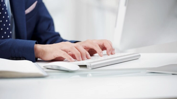 Почти на 20% снизился объем госзакупок в сфере ИТ по результатам 2023 года