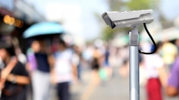 Систему видеонаблюдения в российских городах дополнят технологией распознавания силуэтов людей и звуков