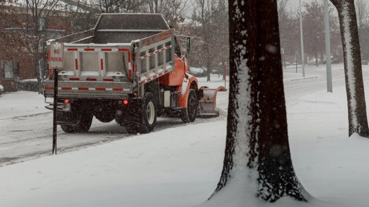 В Архангельске следят за чистотой дорог благодаря видеоаналитике
