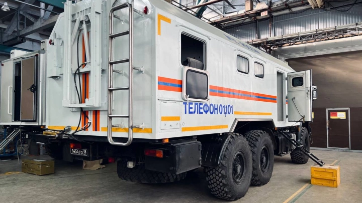 «Росэлектроника» определена единственным поставщиком мобильных узлов связи и комплексов информирования для МЧС России