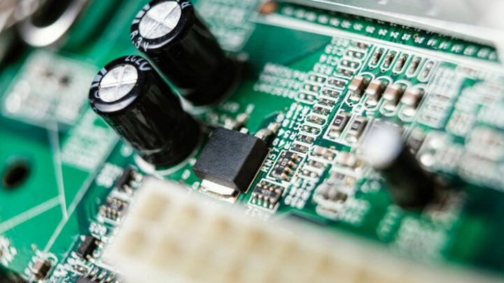 Минпромторг предложил повысить ввозные таможенные пошлины на радиоэлектронную продукцию