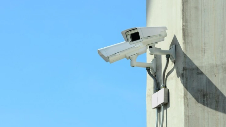 В Элисте запустили пилотный проект по оснащению контейнерных площадок с ТКО камерами видеонаблюдения