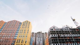 Почти на 700 стройплощадках Москвы проверили качество монтажа систем противопожарной защиты