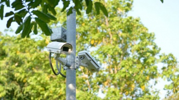 Администрация Екатеринбурга ищет подрядчика на обустройство видеонаблюдения и оповещения в зоне отдыха