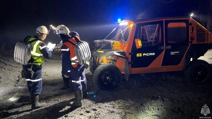 В подразделения МЧС поступили новые снегоболотоходы и спецтехника для проведения аварийно-спасательных работ