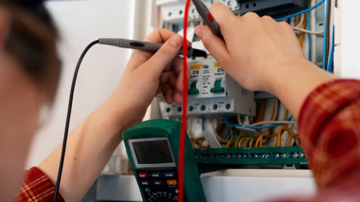 Правительство разработало порядок взаимодействия телеком-компаний с УК в многоквартирных домах