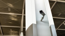 Ростелеком, мэрия Новосибирска и НГУ запустят пилотный проект по внедрению ПАК «Детектор оружия» в школах