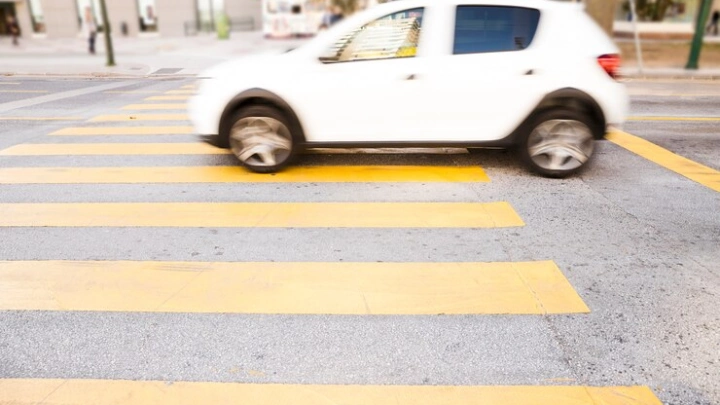 С 1 декабря 2024 года начнет действовать ГОСТ Р 71533-2024 по внедрению ИИ для распознавания дорожной разметки