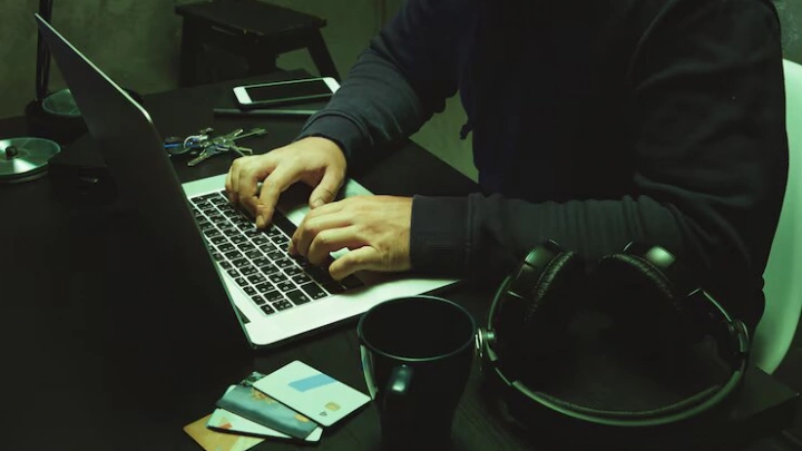 Авторов преступного анонимного контента в Telegram обличат и накажут с помощью ИИ