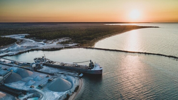 До 1 июня 2025 года Правительство совместно с Генпрокуратурой проведет проверку технического состояния танкерного флота