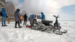 «ЮМИРС» провела тестовые испытания беспилотного снегохода и шара-зонда для наблюдения за местностью