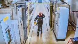 На Ленинградской АЭС видеоаналитика выявляет сотрудников без СИЗ