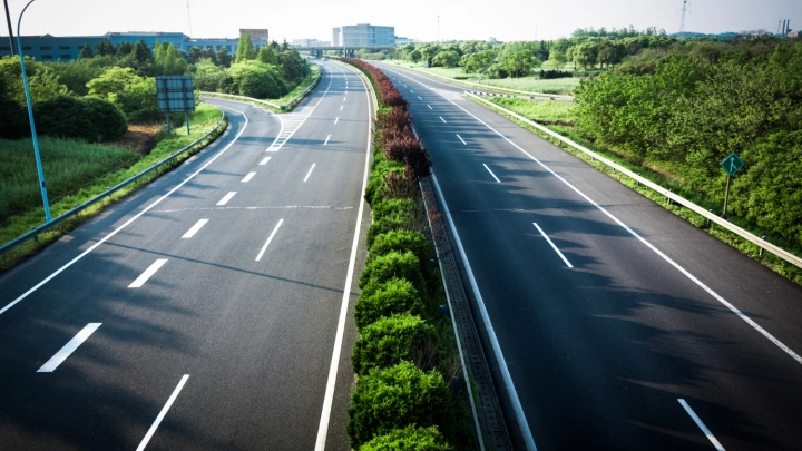 ФКУ «Упрдор «Северо-Запад» ищет подрядчика для техобслуживания систем безопасности на Кольцевой автодороге Санкт-Петербурга
