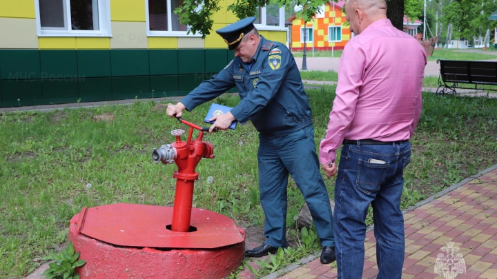 В МЧС подвели итоги проверок детских оздоровительных лагерей: выдано 2 тыс предписаний об устранении нарушений пожарной безопасности В МЧС подвели итоги проверок детских оздоровительных лагерей: выдано 2 тыс предписаний об устранении нарушений пожарной безопасности