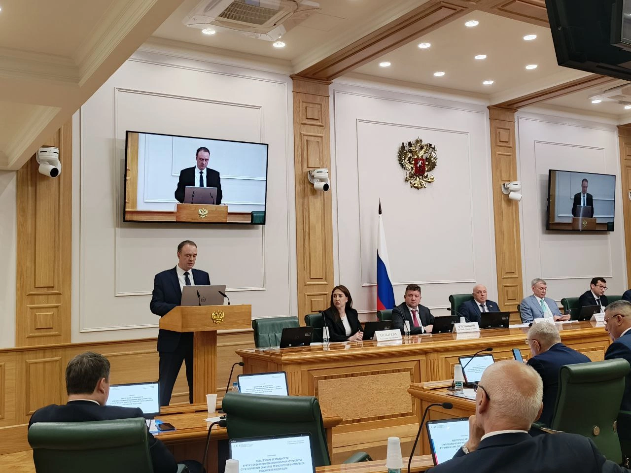 В Совете Федерации назвали основные барьеры для импортозамещения на ключевых объектах транспорта