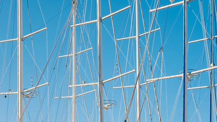 Кабеленесущие системы в 2025: экологичность, скорость и новые ГОСТы